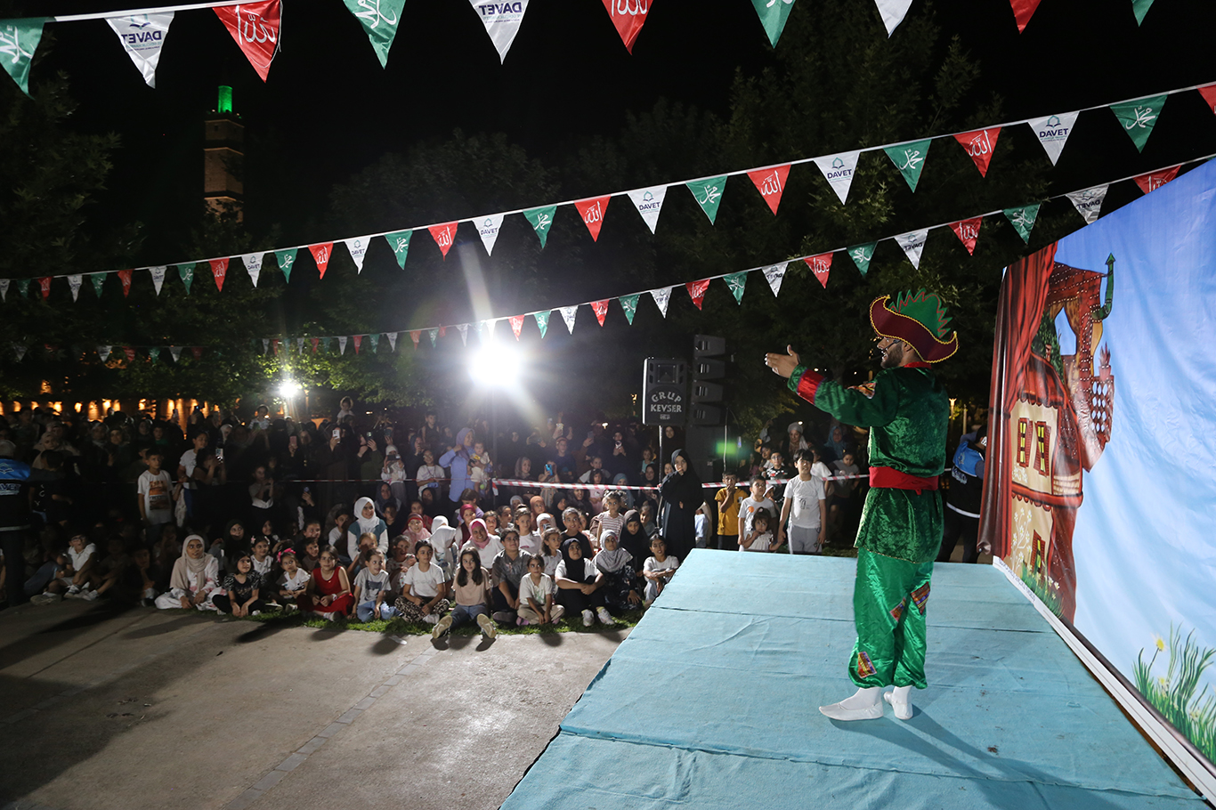 Davet ve Gençlik Hareketi'nin park etkinliğinde çocuklar ve aileler bir araya geldi 