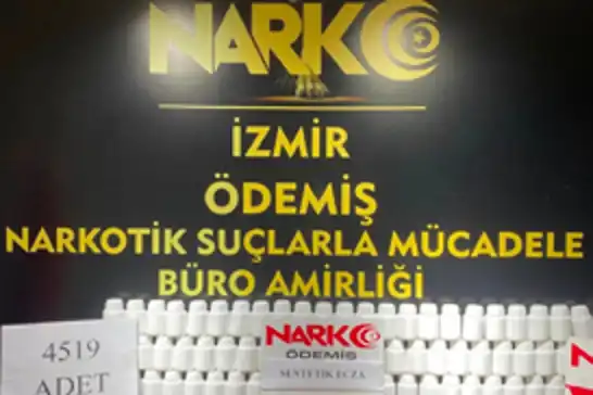 İzmir'de uyuşturucu operasyonu: 30 şüpheli tutuklandı