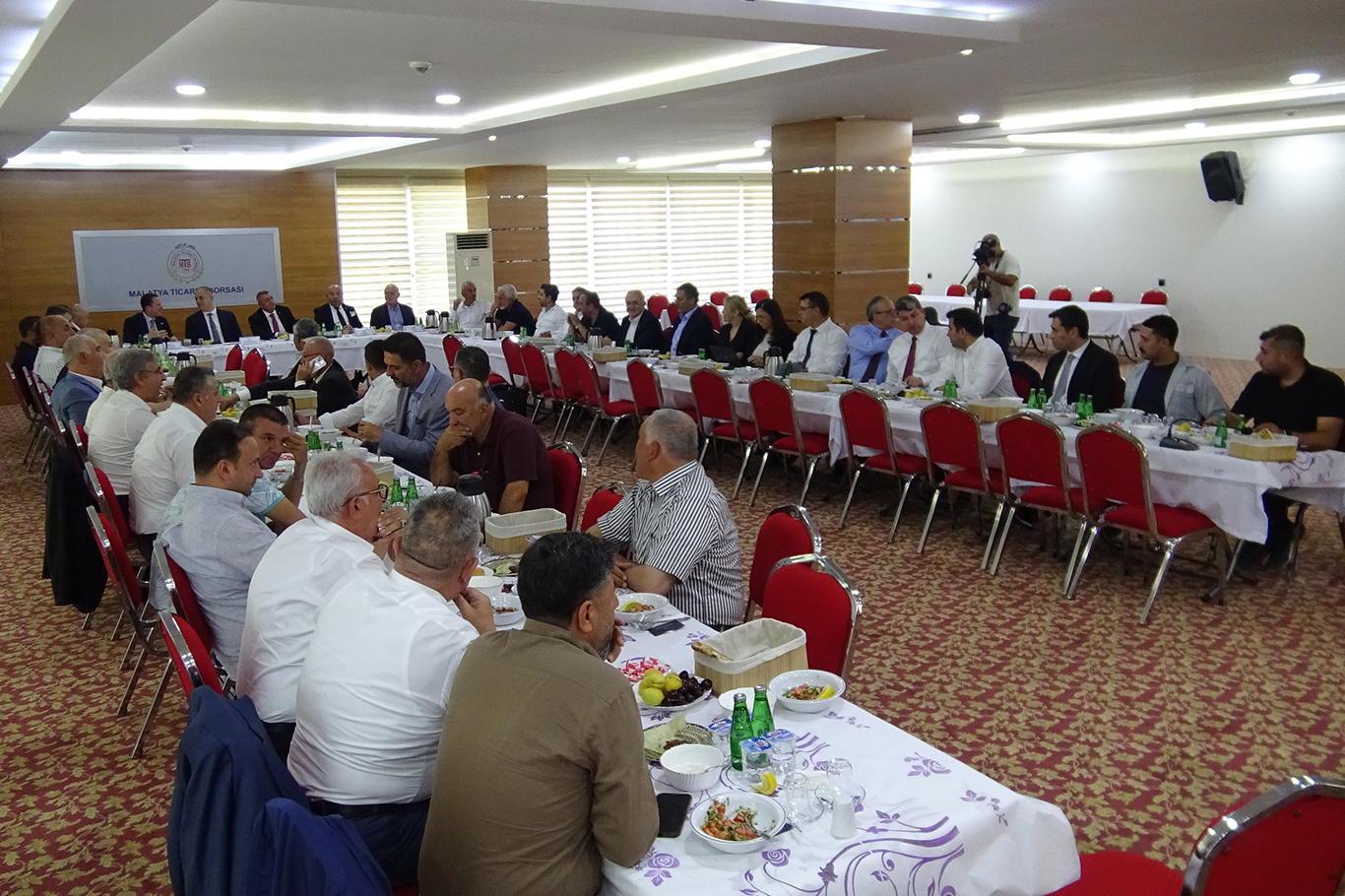 Kuru meyve ihracatçıları Malatya'da buluştu