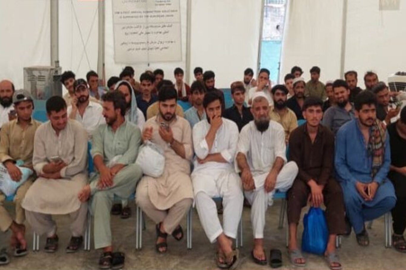 Over 1,400 Afghan nationals return home after release from Pakistani detention