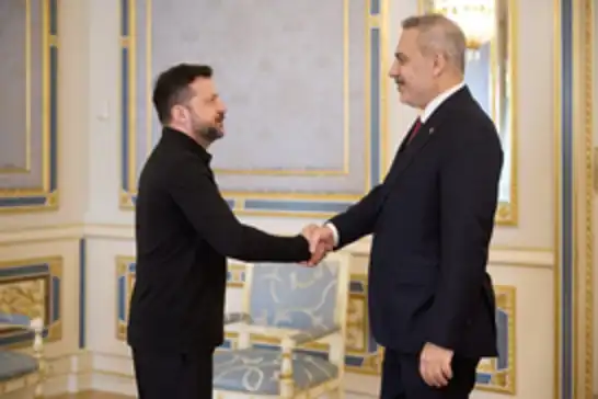 Hakan Fidan meets Zelenskyy in Kyiv, reaffirms Türkiye's support for peace efforts