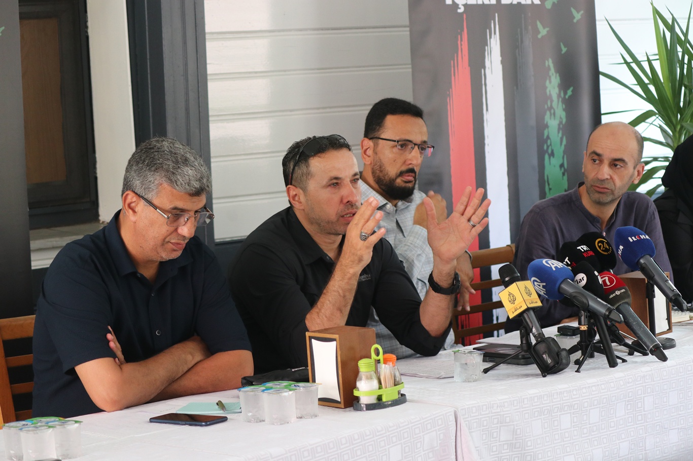 İşgal zindanlarında yıllarca kalan esirler insanlık dışı muameleleri anlattı