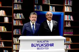 Bakan Yumaklı'dan Malatya Büyükşehir Belediyesine ziyaret 