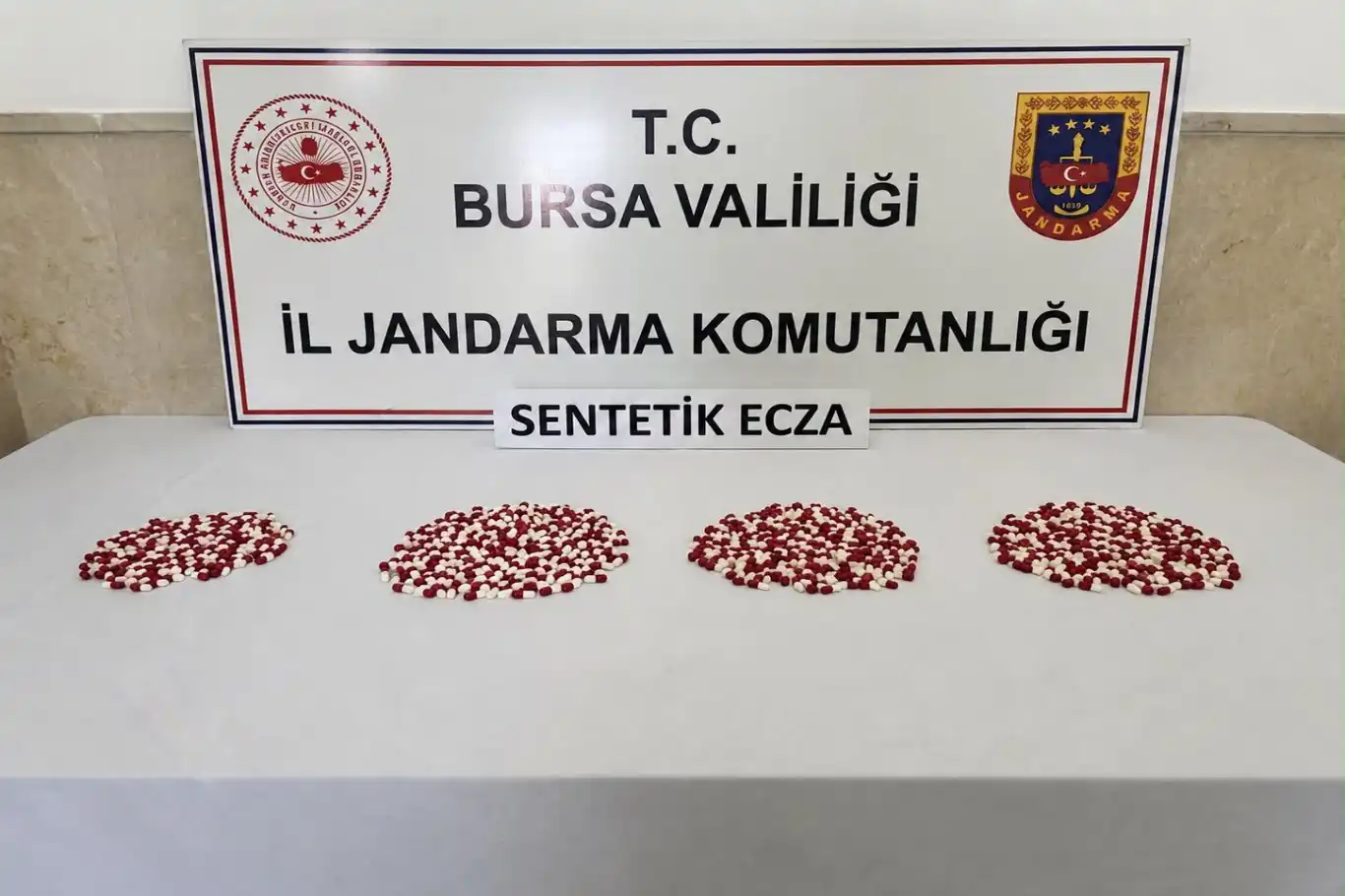 Bursa'da uyuşturucu operasyonu: 2 gözaltı 