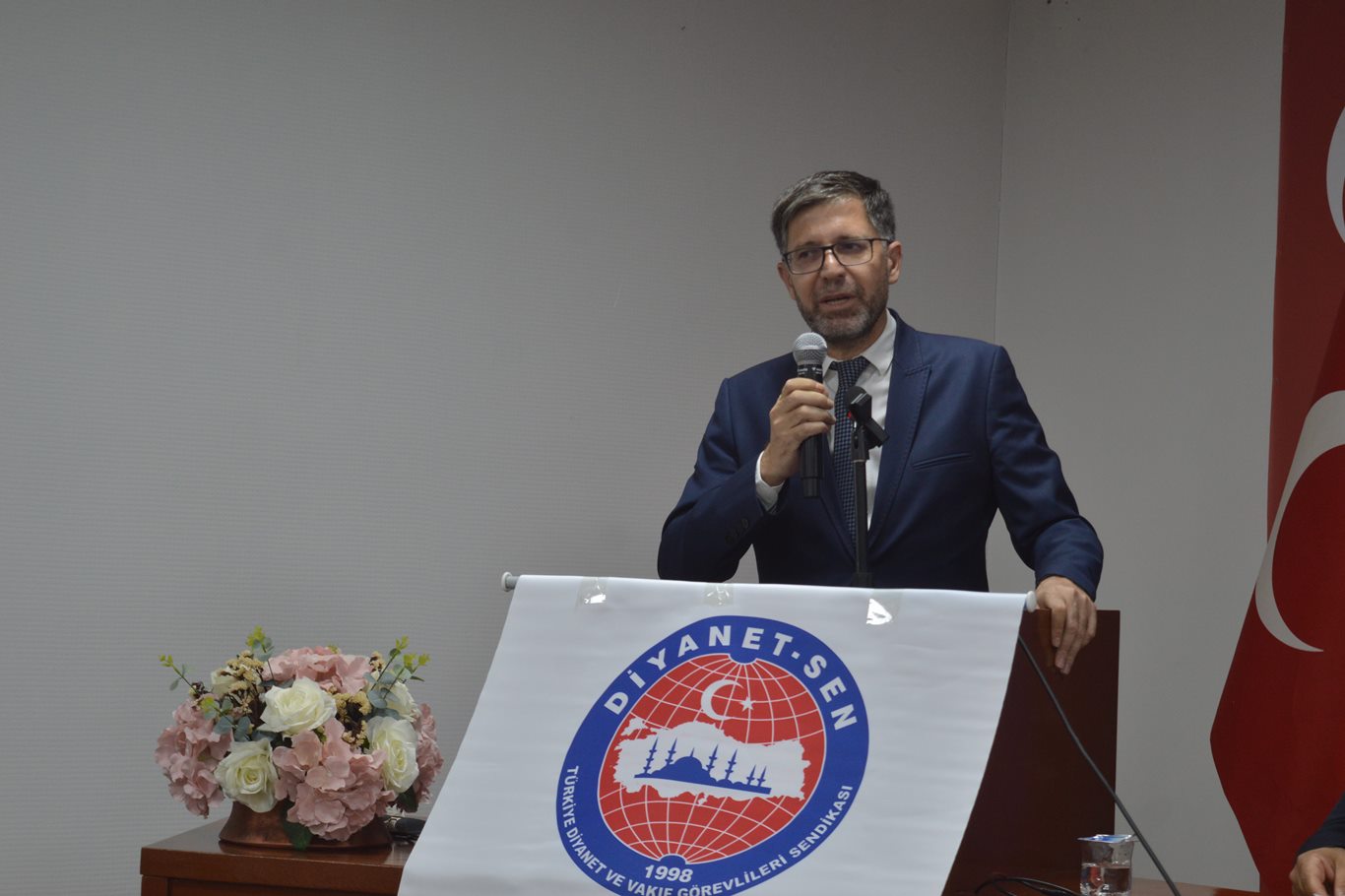 Kaşıkçıoğlu: Hepimizin derdi insanlık, İslam, millet ve ümmettir