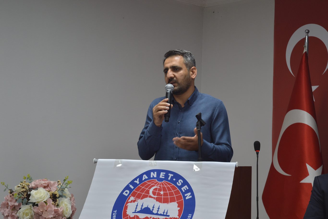 Kaşıkçıoğlu: Hepimizin derdi insanlık, İslam, millet ve ümmettir