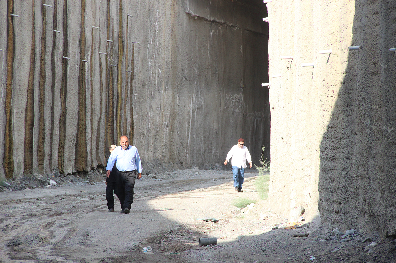 HÜDA PAR’DAN 13 YILDIR BİTMEYEN ŞIRNAK-VAN YOLU İÇİN YETKİLİLERE ÇAĞRI