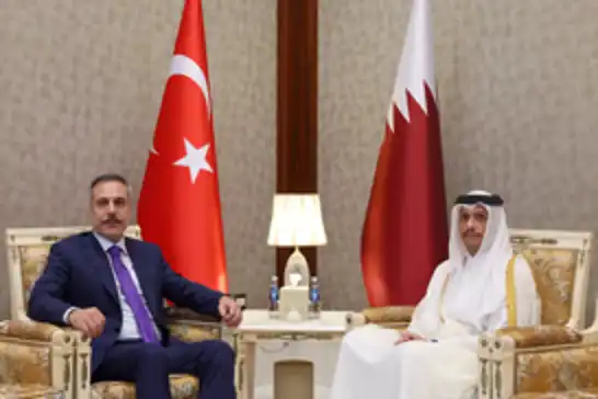 Turkish, Qatari foreign ministers hold talks in Doha on regional developments