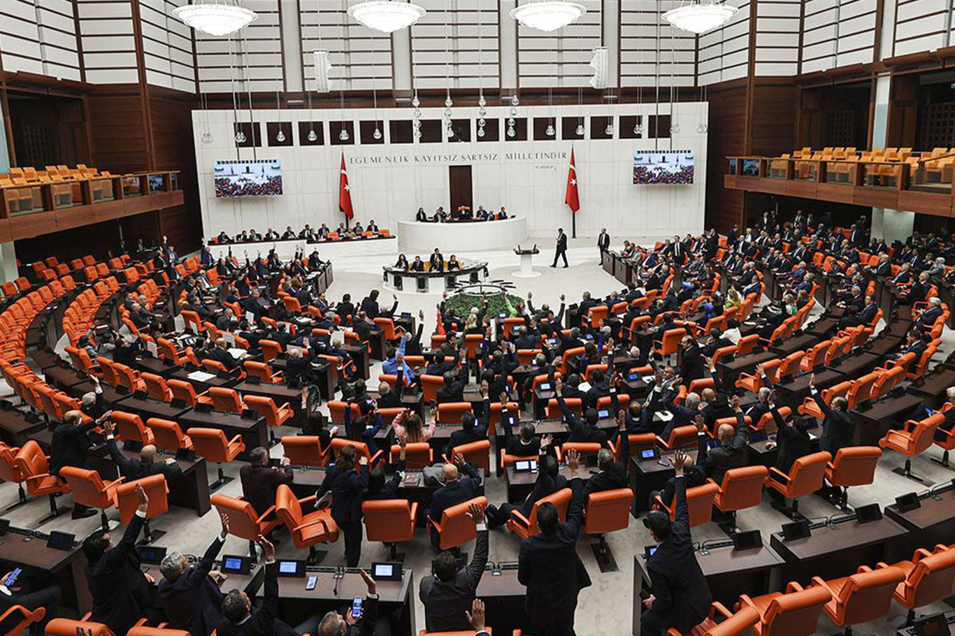 TBMM'de bu hafta emekli aylığı ve Somali tezkeresi gündemde