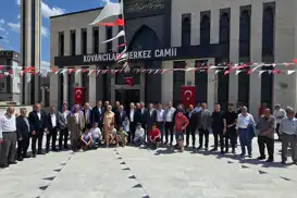 Kovancılar'ın yeni kalbi Merkez Camii dualarla hizmete açıldı