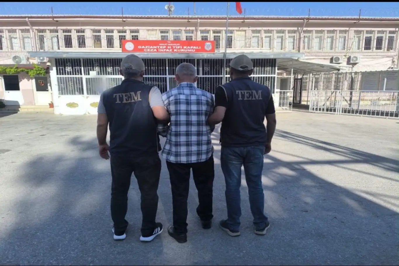 Gaziantep’te araması bulunan FETÖ üyesi yakalandı
