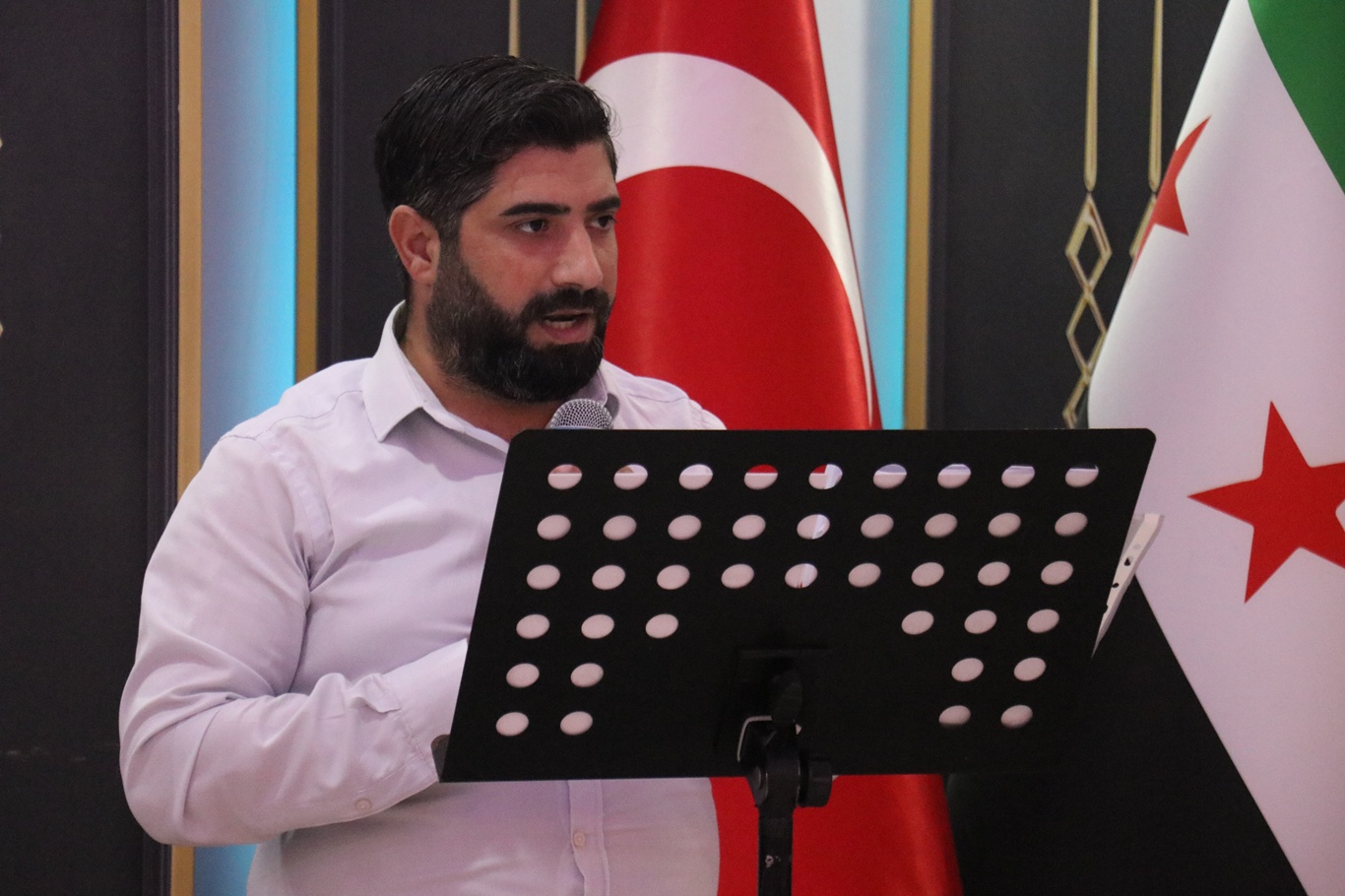 Muhacir çocuklar gurbette de Kur'an öğrenmekten geri durmuyor
