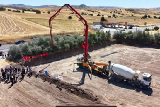 Tunceli'de 6 milyon lira hibeyle ilk modern cam sera kuruluyor