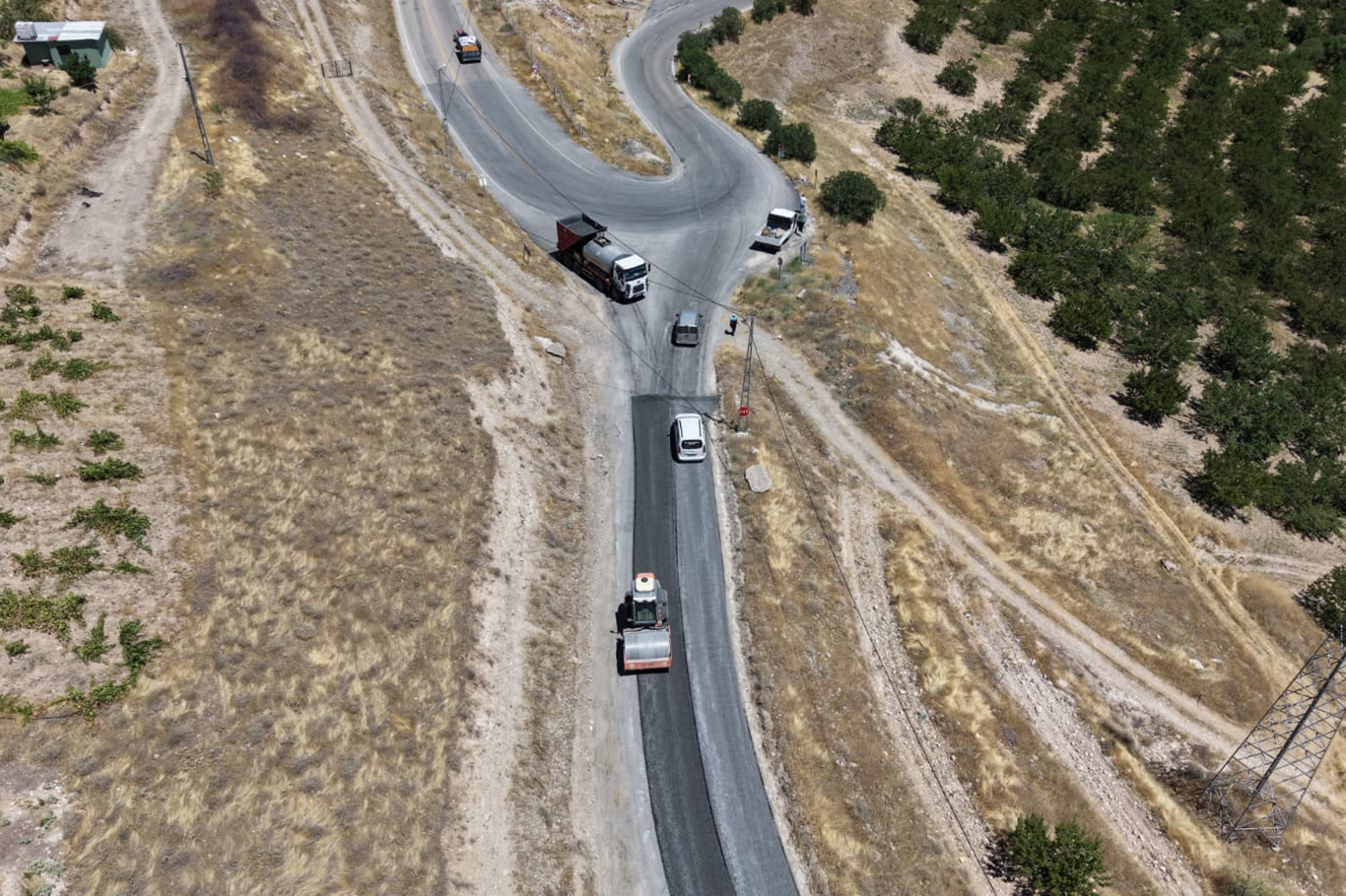 Battalgazi Belediyesi asfalt çalışmalarını sürüyor