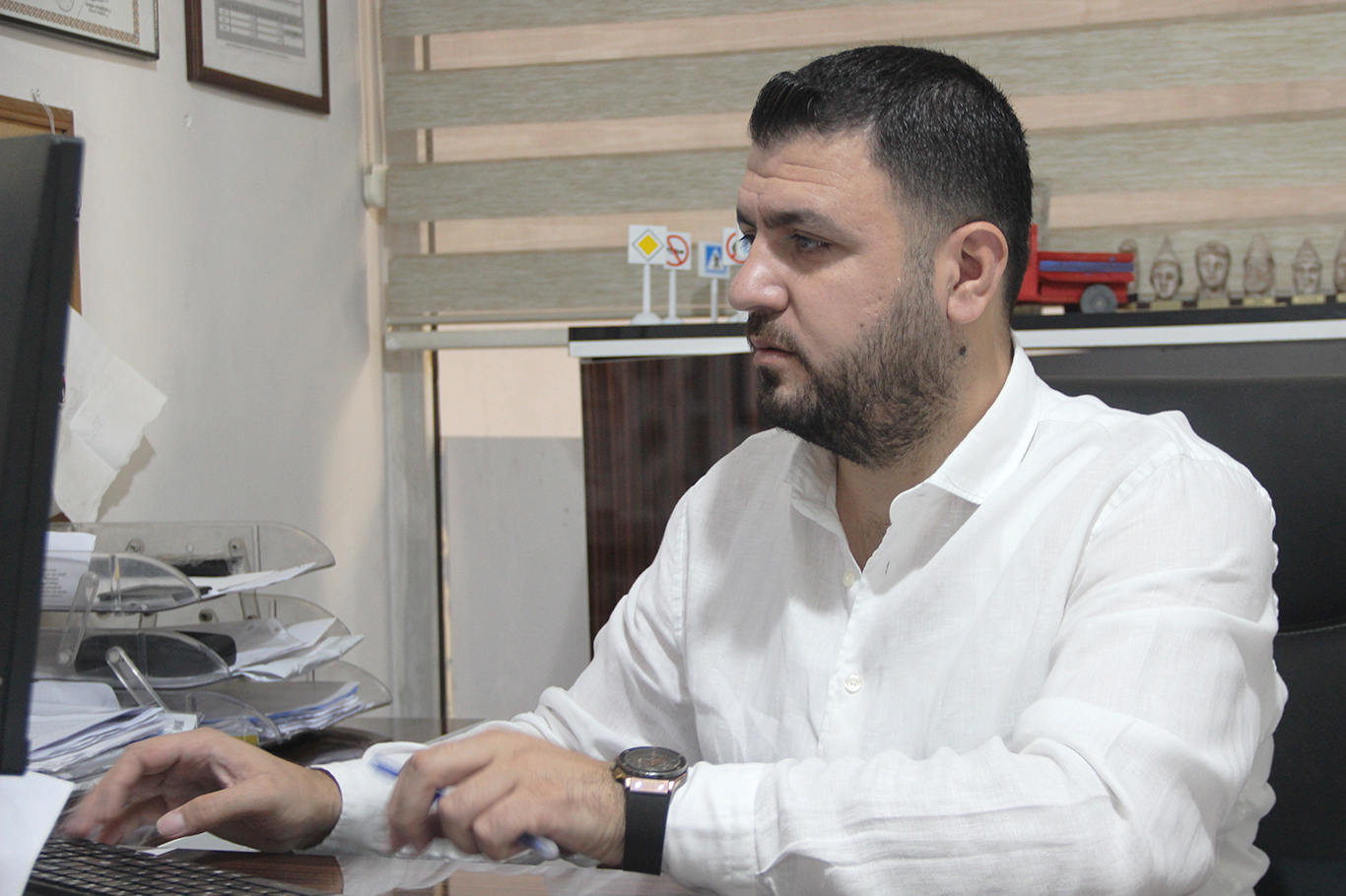 TRAFİK VE GÜVENLİ SÜRÜŞ UZMANI  MESUT TULUKÇU: TRAFİKTE ÖFKE PATLAMASININ EN BÜYÜK NEDENİ KURALLARA UYMAMAK