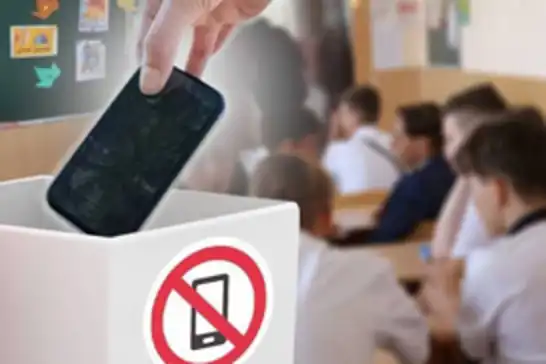  Czech government approves bill to ban mobile phones in schools