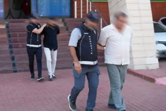 Isparta'da aranan 2 hükümlü yakalandı