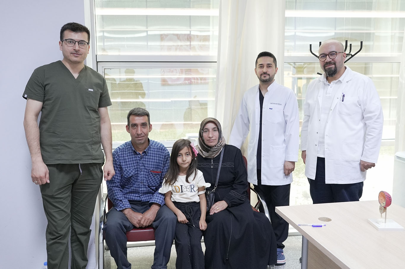 Her iki böbreğinde kanser bulunan hasta böbrekleri korunarak sağlığına kavuştu