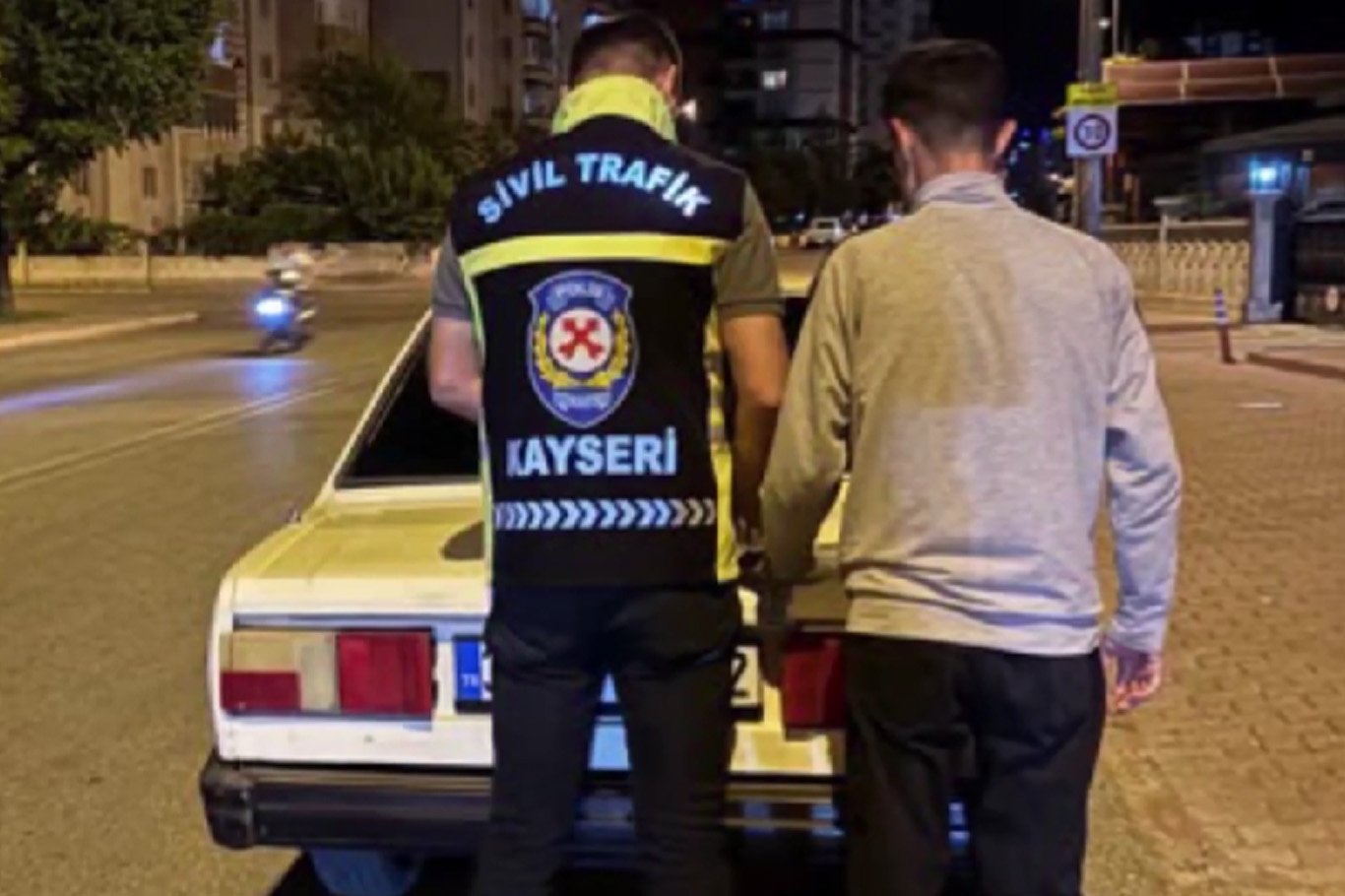 Kayseri'de trafik güvenliğini tehlikeye düşüren sürücülere ceza yağdı