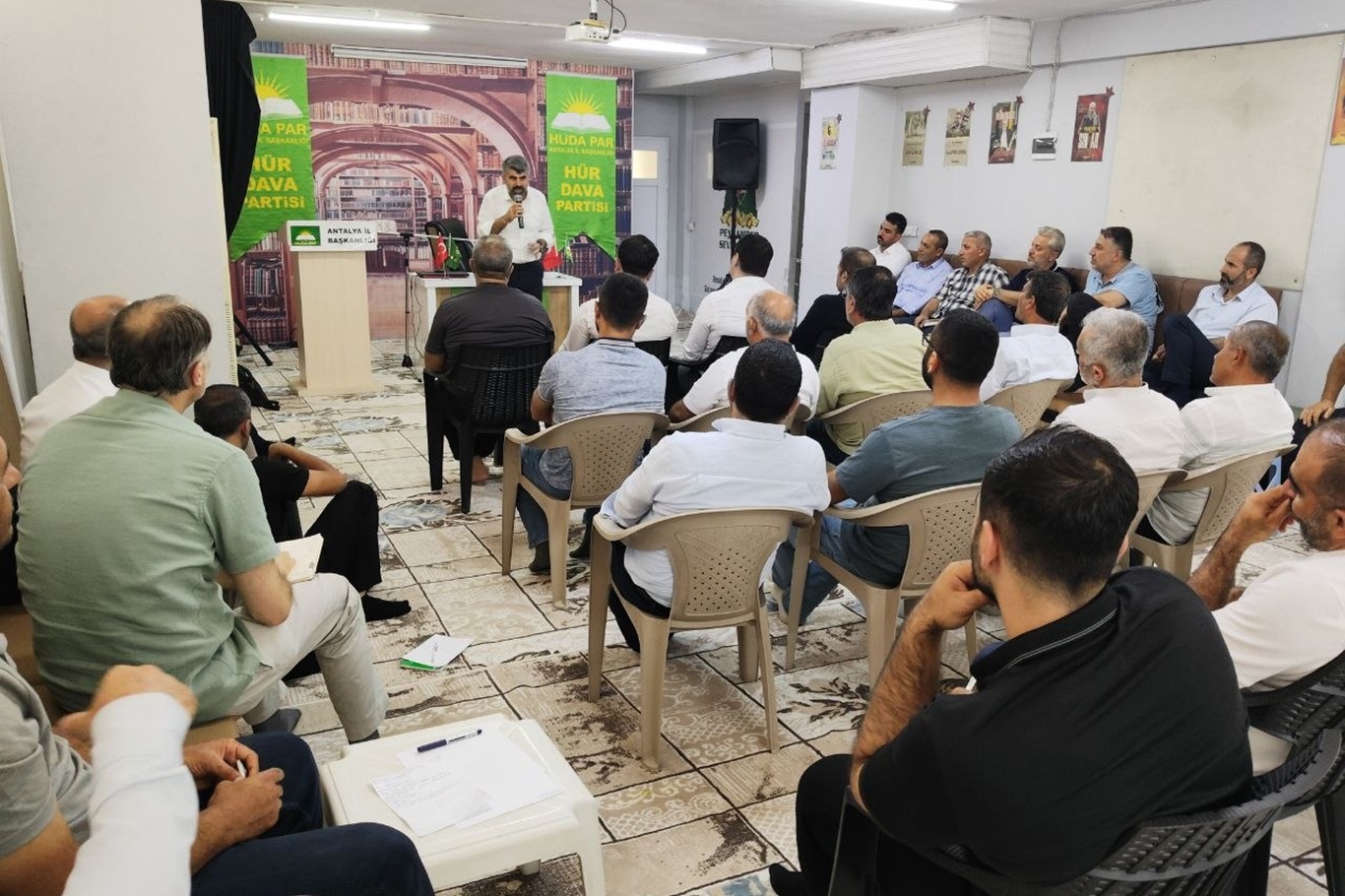 HÜDA PAR Milletvekili Faruk Dinç Antalya'da çeşitli temaslarda bulundu