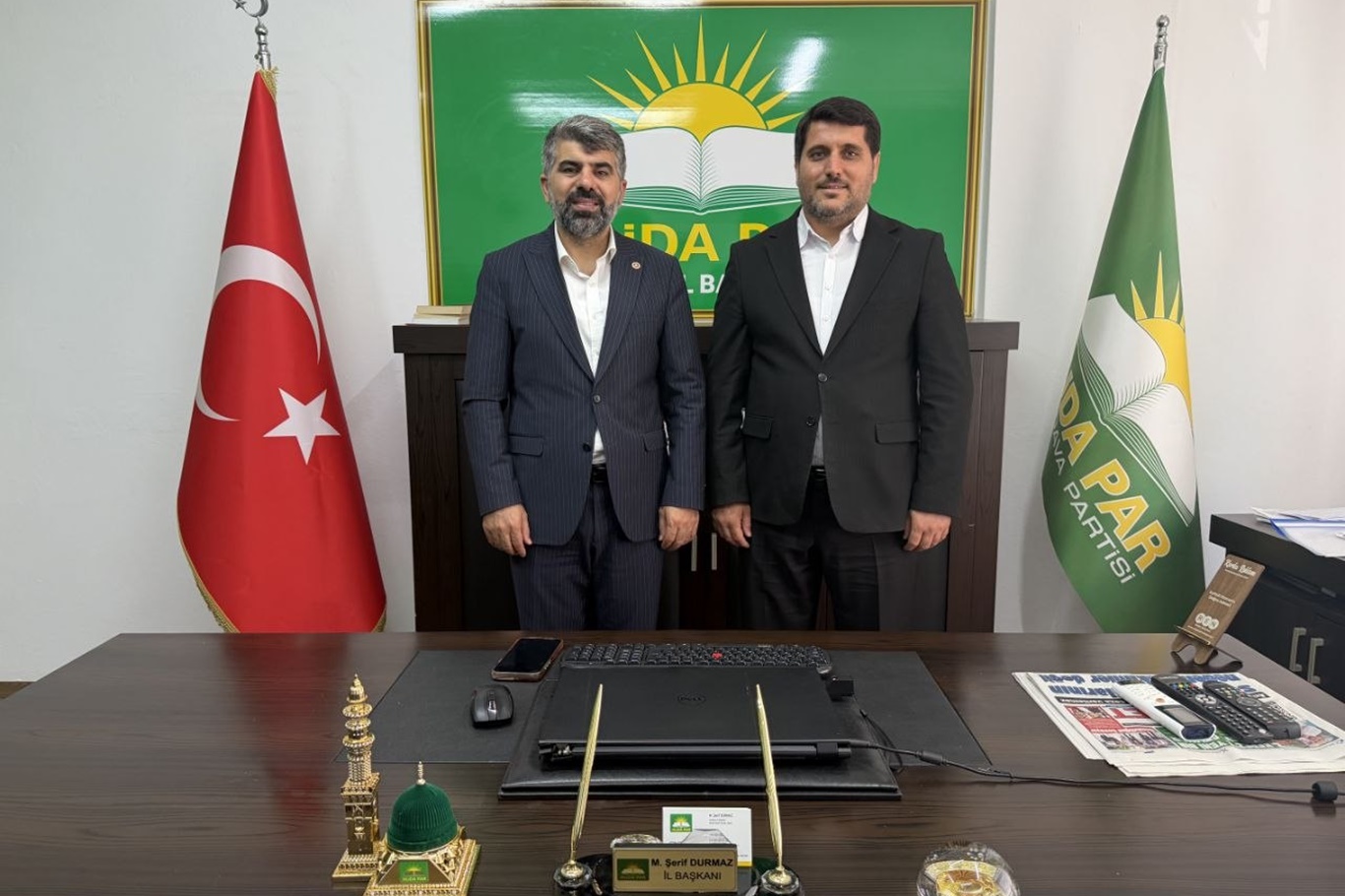 HÜDA PAR Milletvekili Faruk Dinç Antalya'da çeşitli temaslarda bulundu