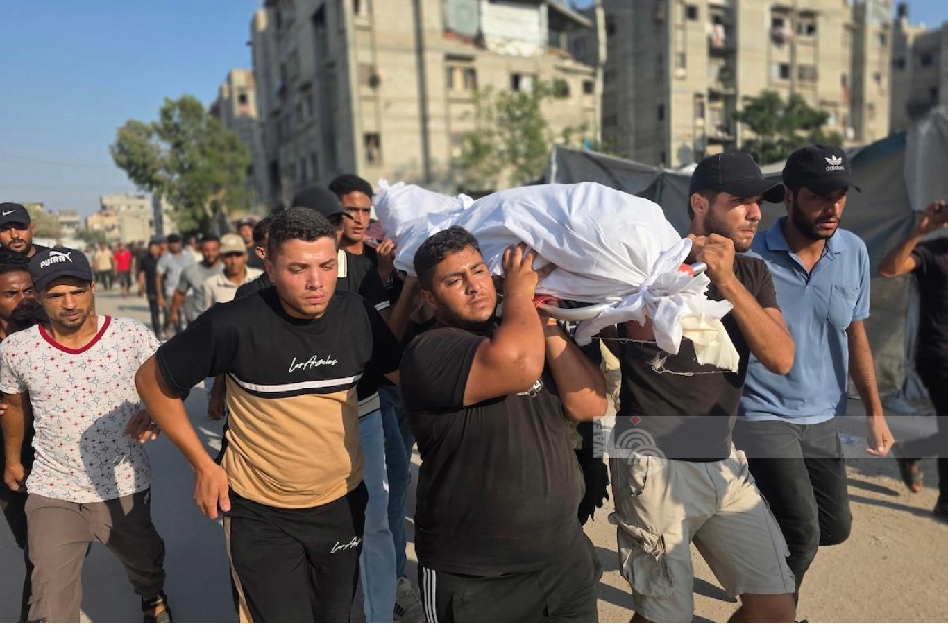 غزة..ارتفاع حصيلة شهداء العدوان الصهيوني إلى 73,311 شهيداً