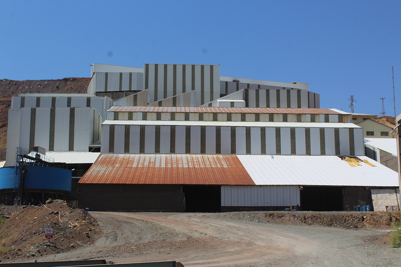 HÜDA PAR Elazığ İl Başkanlığından maden işçilerine destek İşçinin alın teri korunmalıdır