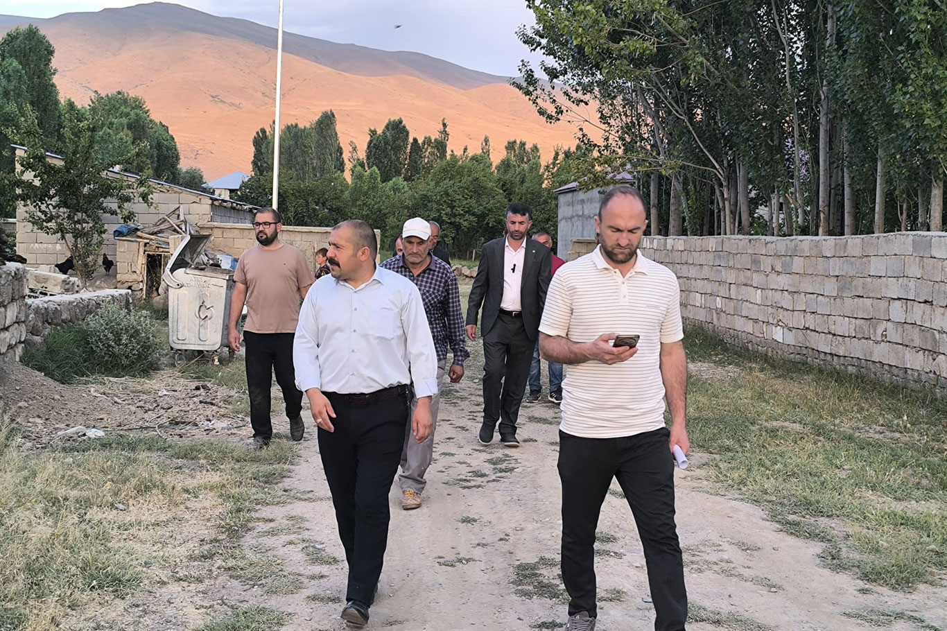 Van'ın Muradiye ilçesinde kanalizasyon sorunu büyüyor!