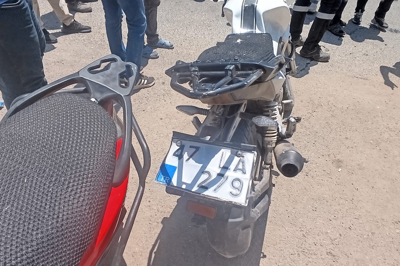 Siirt'te motosiklet ile hafif ticari araç çarpıştı: 1 ağır yaralı