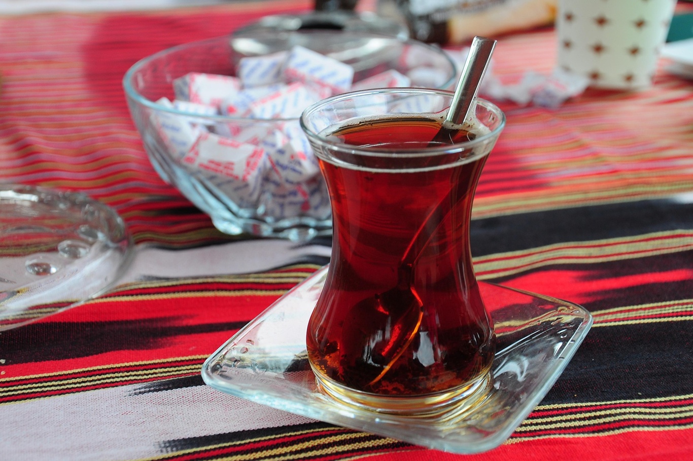 Uzmandan çay ve kahve uyarısı: Çay ve kahve tüketiminde miktara dikkat edilmeli