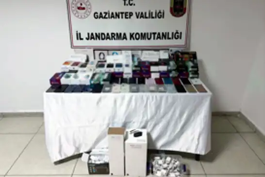 Gaziantep'te gümrük kaçağı elektronik ürün ele geçirildi
