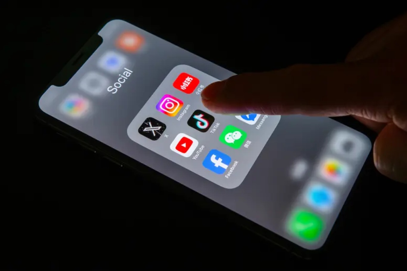 الجزائر تمنع نشر صور وأصوات المواطنين دون موافقة