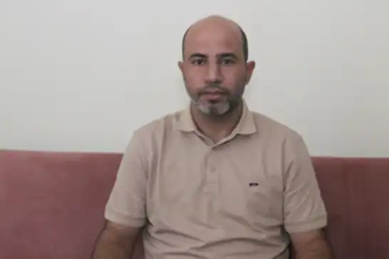 عائلة الصحفي الغزي مصطفى عياش تطالب بالإفراج عنه: كان هدفه الوحيد إبقاء غزة حاضرة في العالم