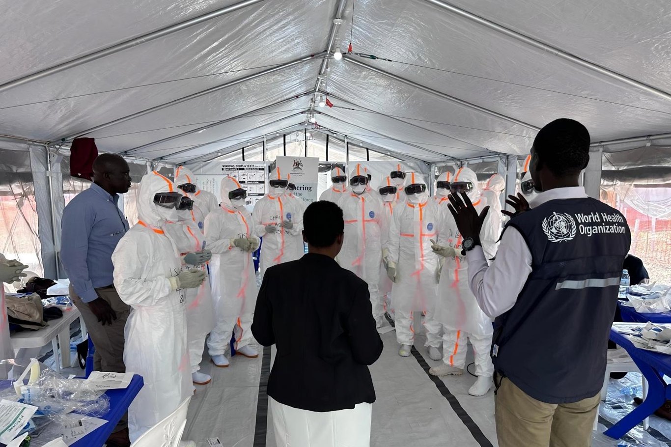 Uganda, Ebola salgınının sona erdiğini ilan etti