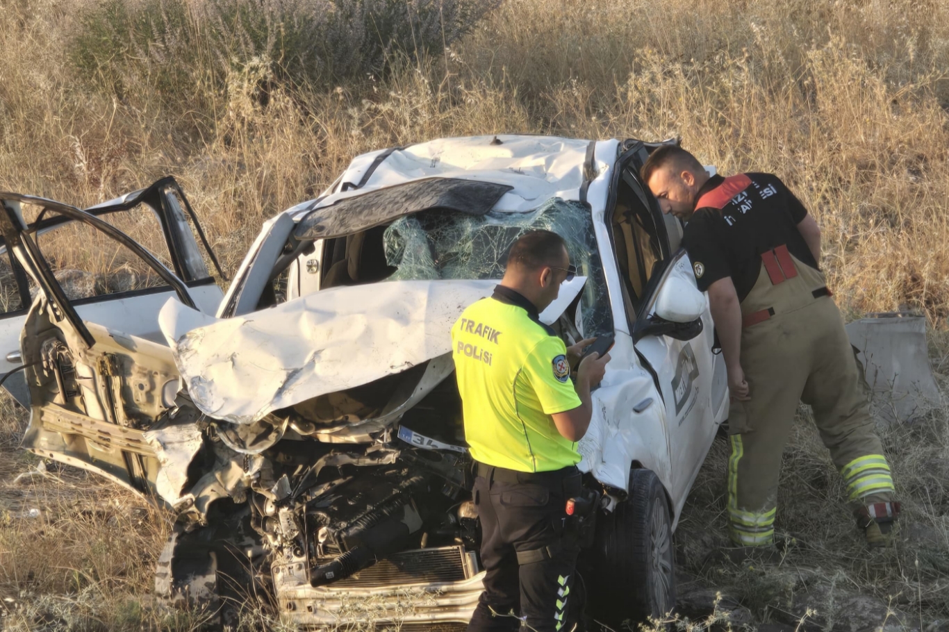 Cizre'de trafik kazası: 1 Ölü, 2 Yaralı