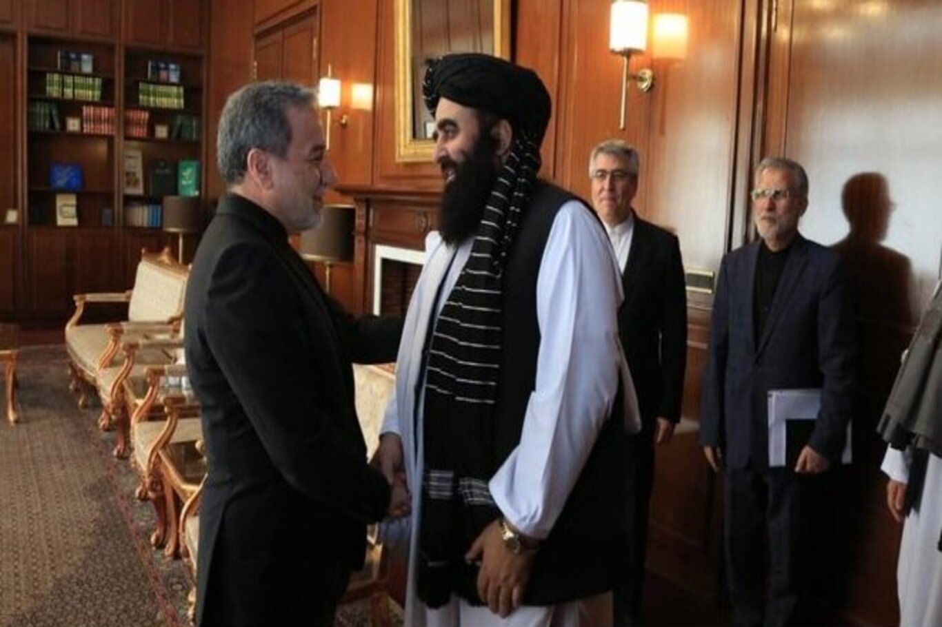 Afghan, Iranian foreign ministers meet in Tehran for bilateral talks