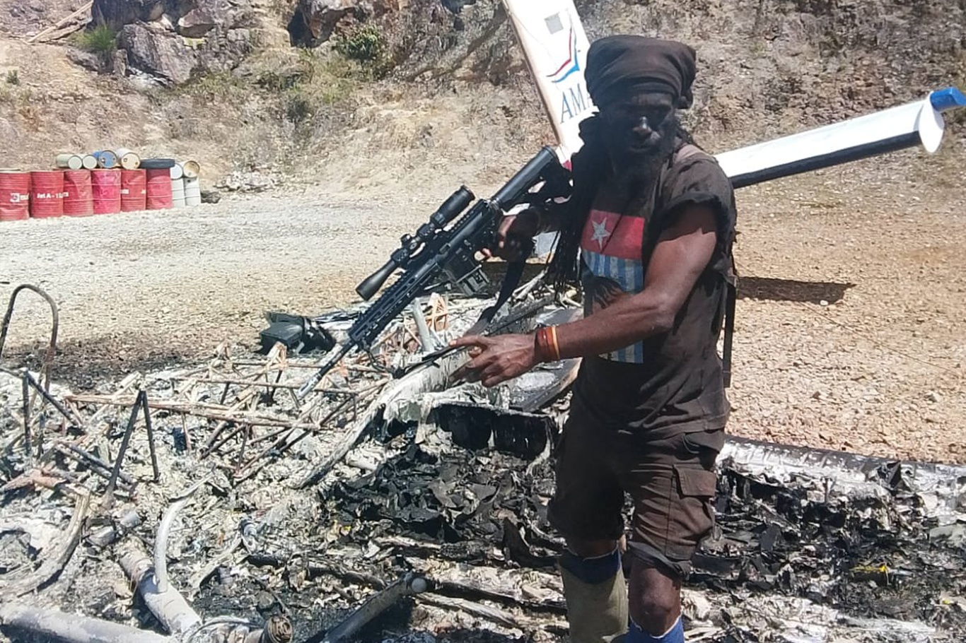 Endonezya, Papua'da isyancılar tarafından öldürülen ABD'li pilotun cesedini buldu