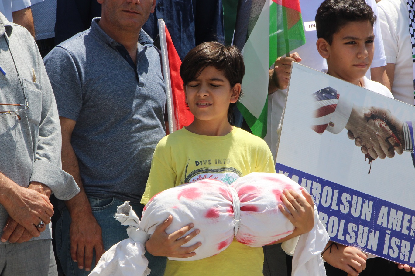 Gazze'de 1000'inci gün soykırıma karşı Mardin'de basın açıklaması düzenlendi