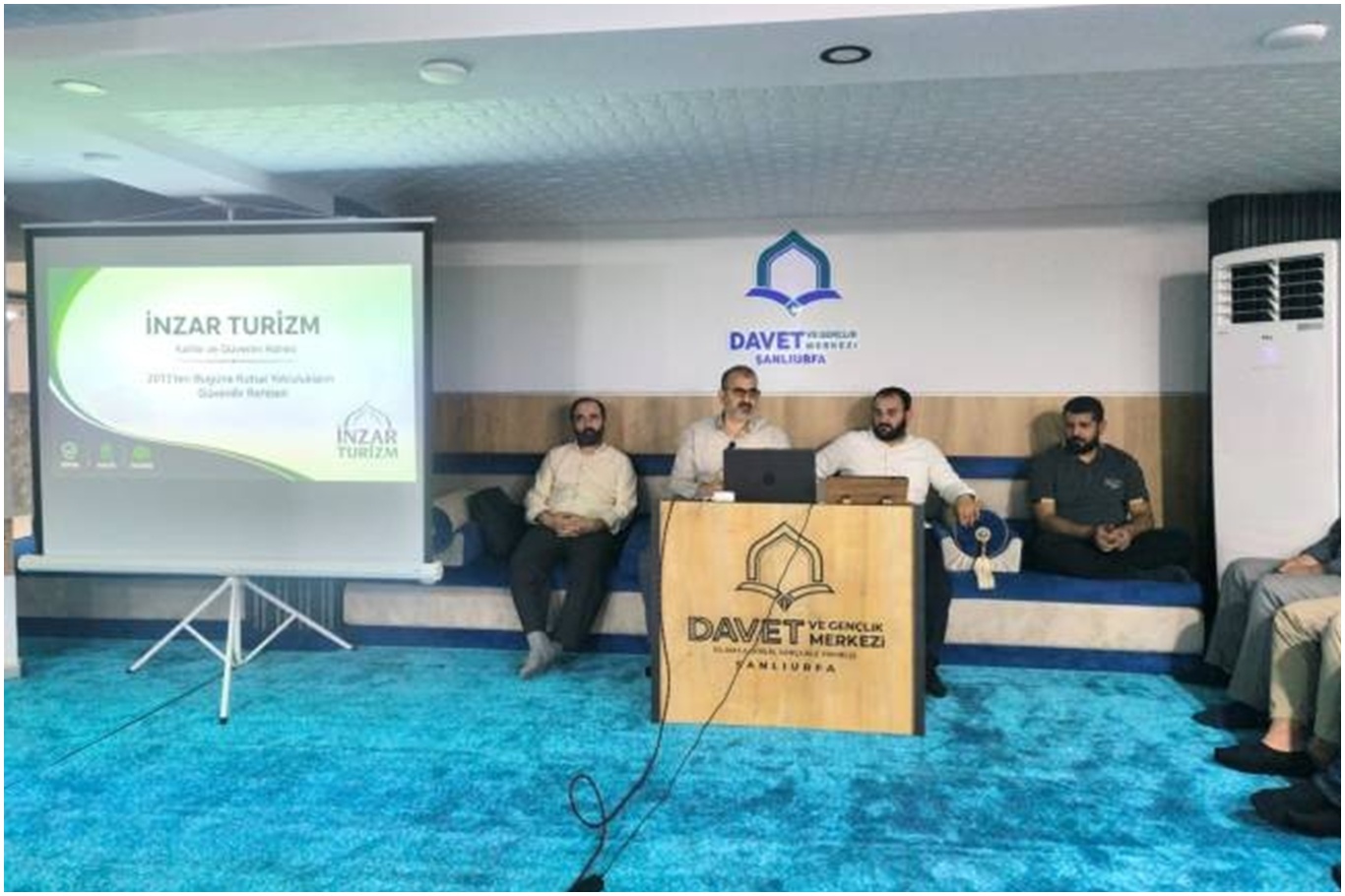 İnzar Turizm Şanlıurfa'da hac ve umre semineri düzenledi