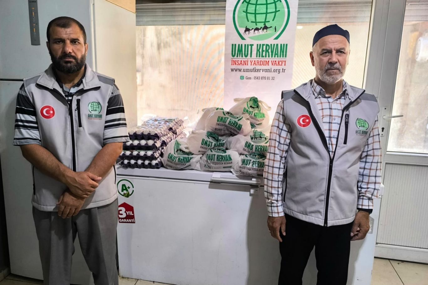 Tarsus Umut Kervanı'ndan Yetim ve ihtiyaç sahibi ailelere gıda desteği