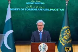 Pakistan confirms ongoing US-Iran talks to ease Strait of Hormuz tensions