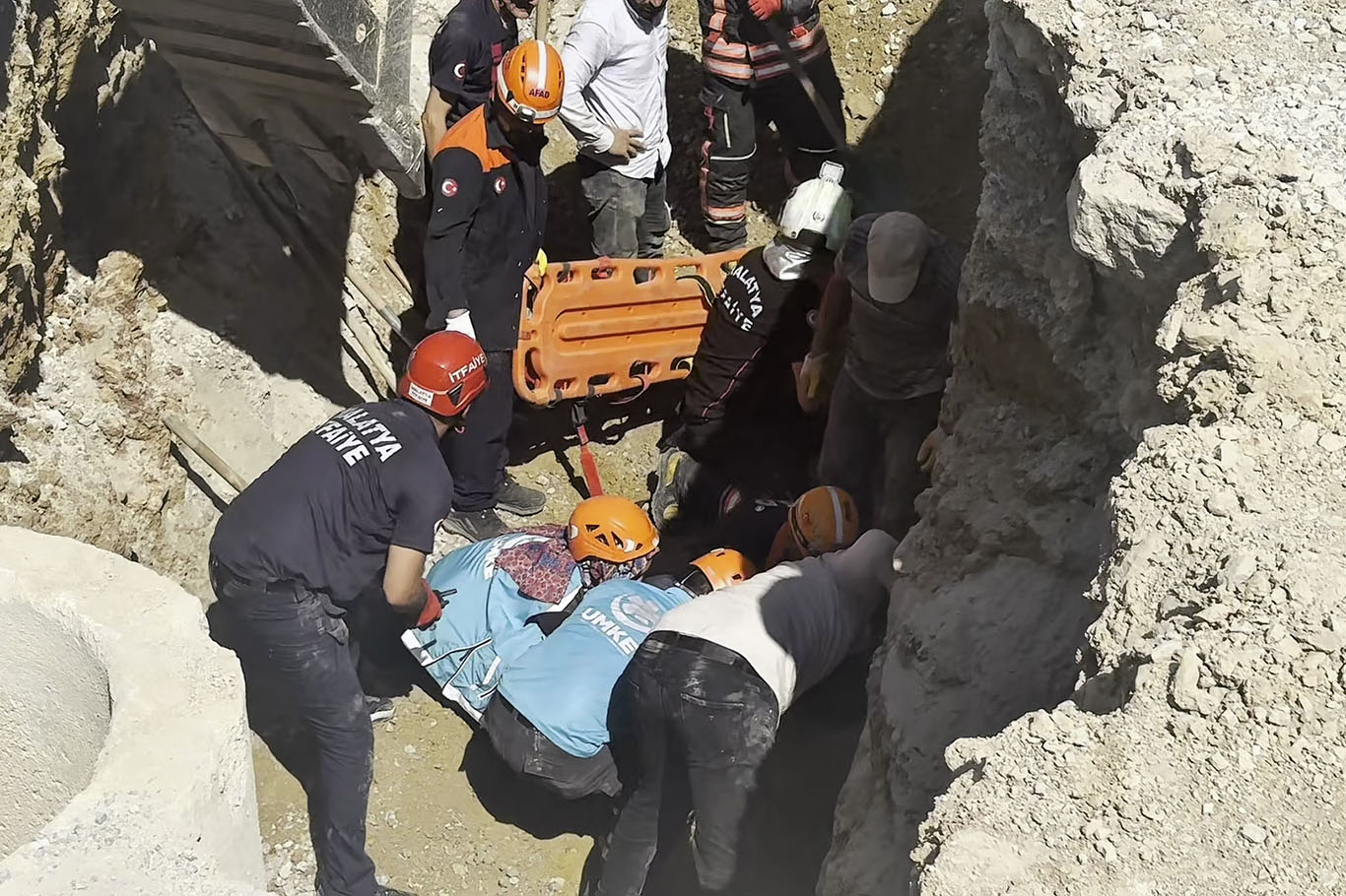 Malatya'da yol çalışması sırasında göçük: 2 ölü