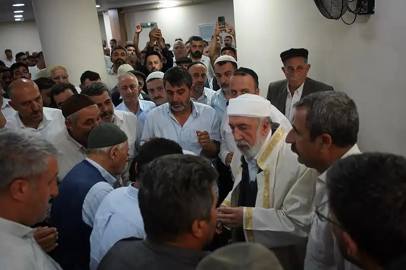 Bitlis'te bir kişinin hayatını kaybettiği husumet barışla son buldu