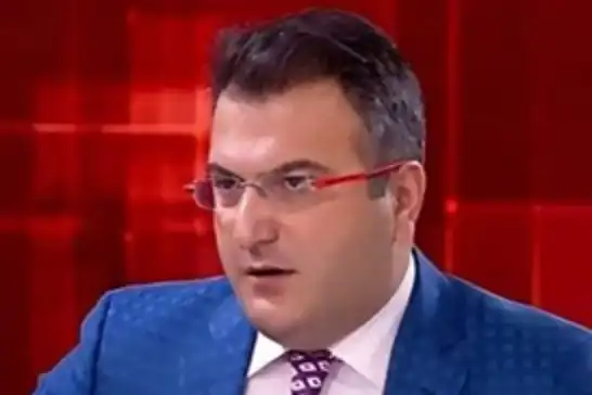 Gazeteci Cem Küçük gözaltına alındı