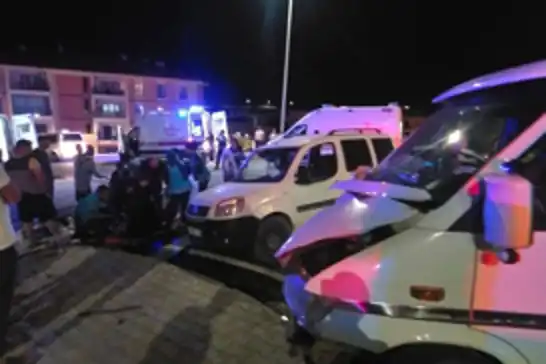 Malatya'da çekici ile hafif ticari araç çarpıştı: 5 yaralı
