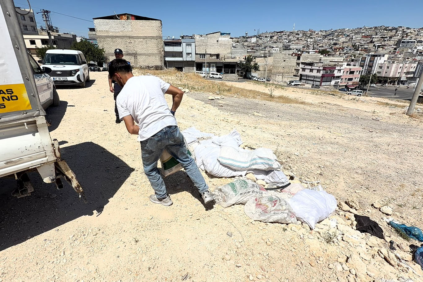 Gaziantep'te kaçak moloz dökümü yapan şahsa ceza
