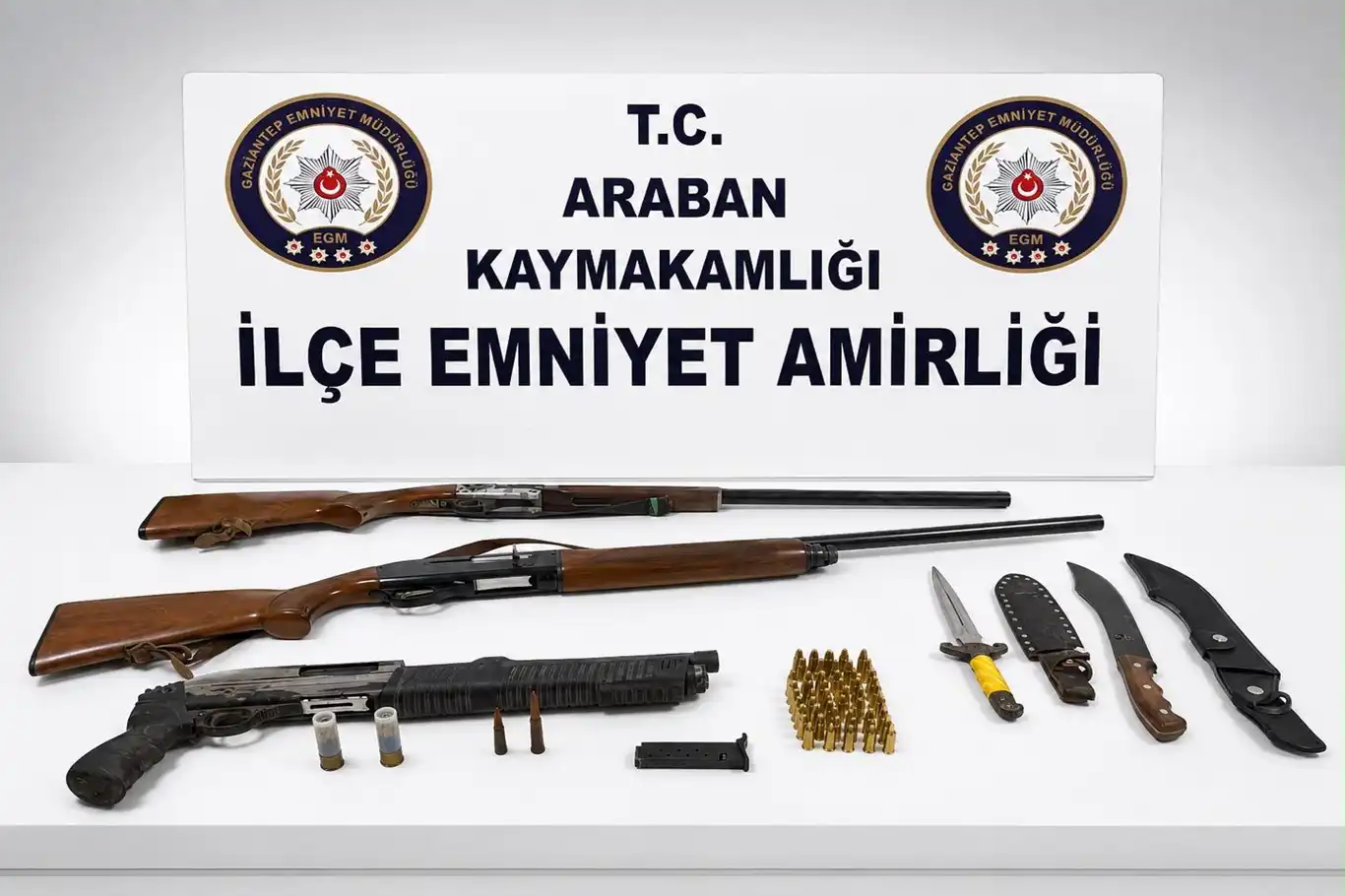 Gaziantep'te ruhsatsız av tüfekleri ele geçirildi: 1 gözaltı