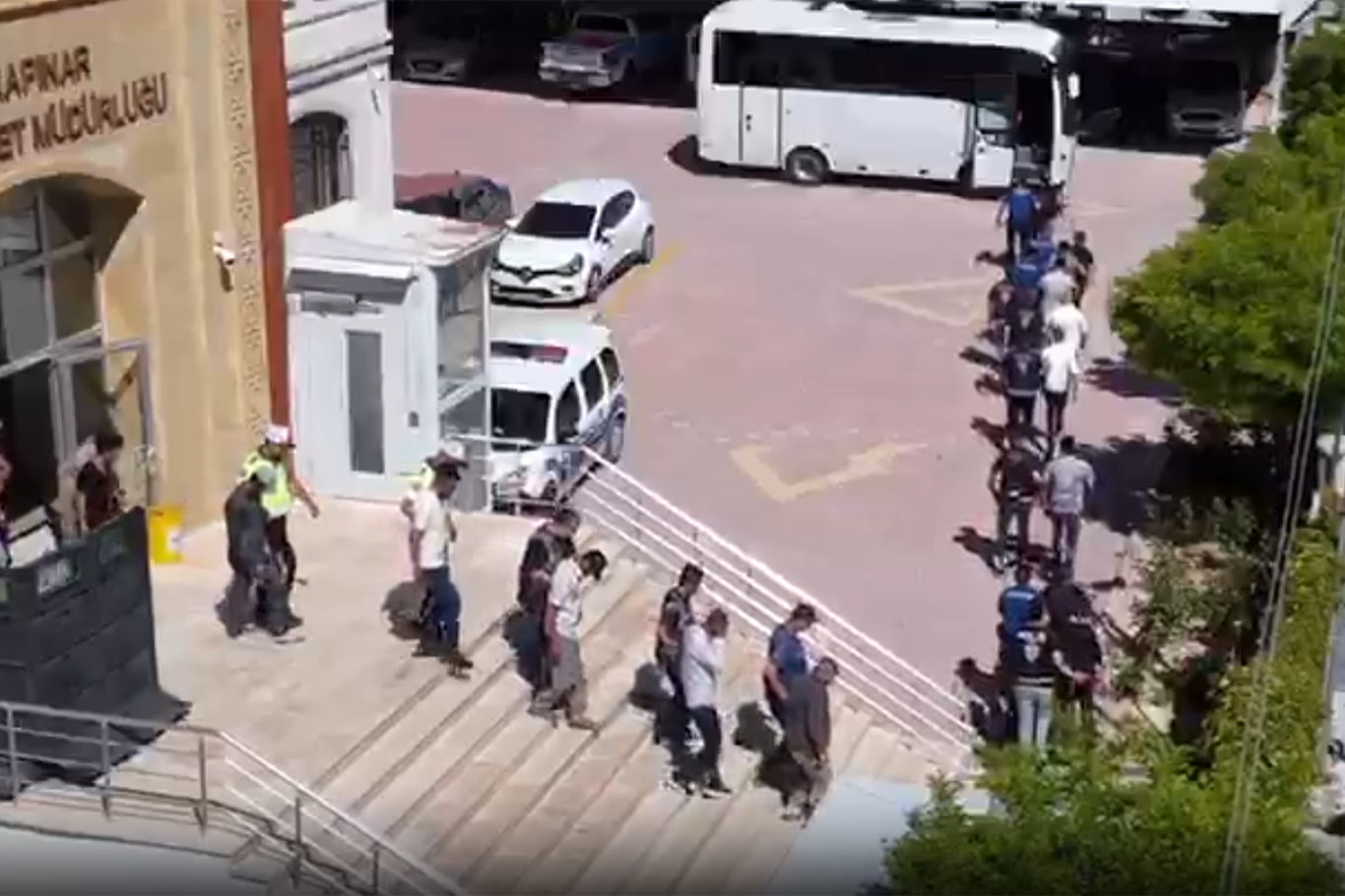  Konya'da narkotik operasyonu: 25 şüpheli gözaltına alındı