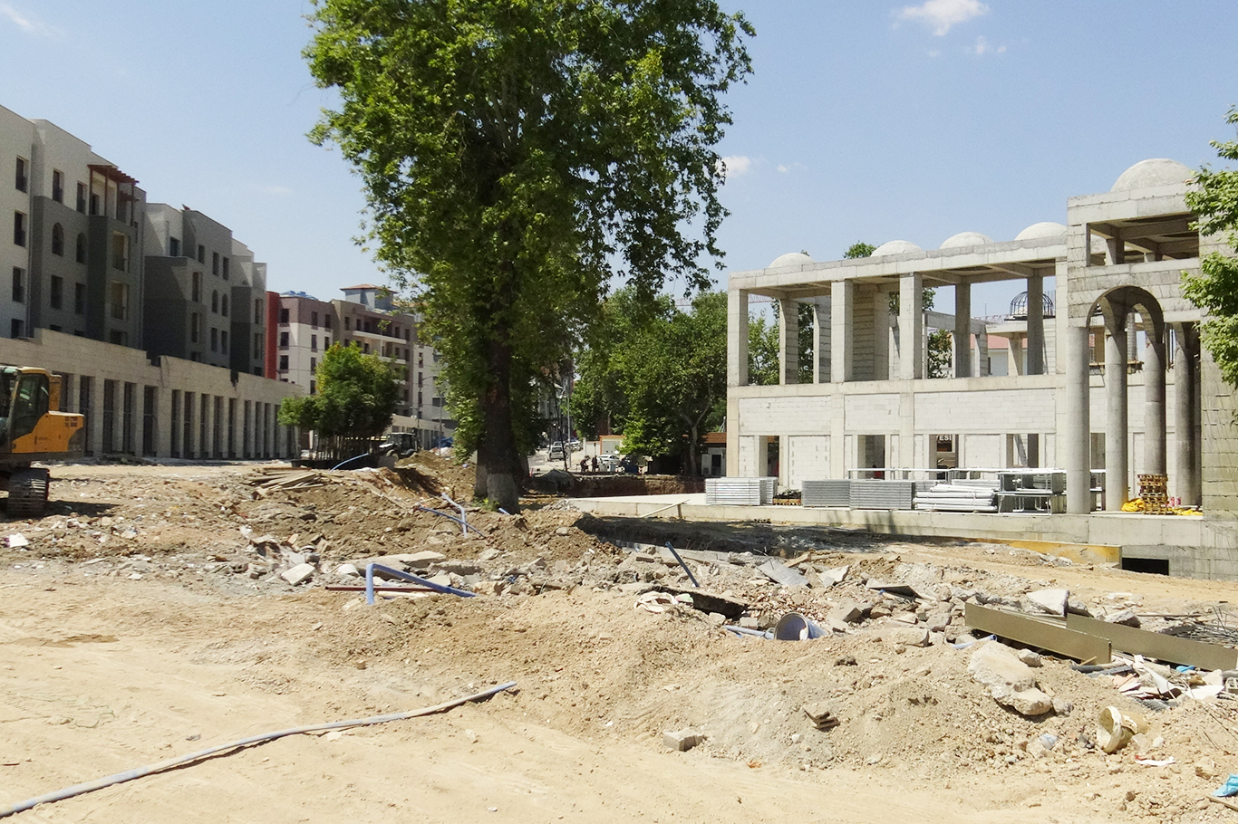 Söğütlü Camii için "kot" uyarısı: Camimiz çukurda kalıyor