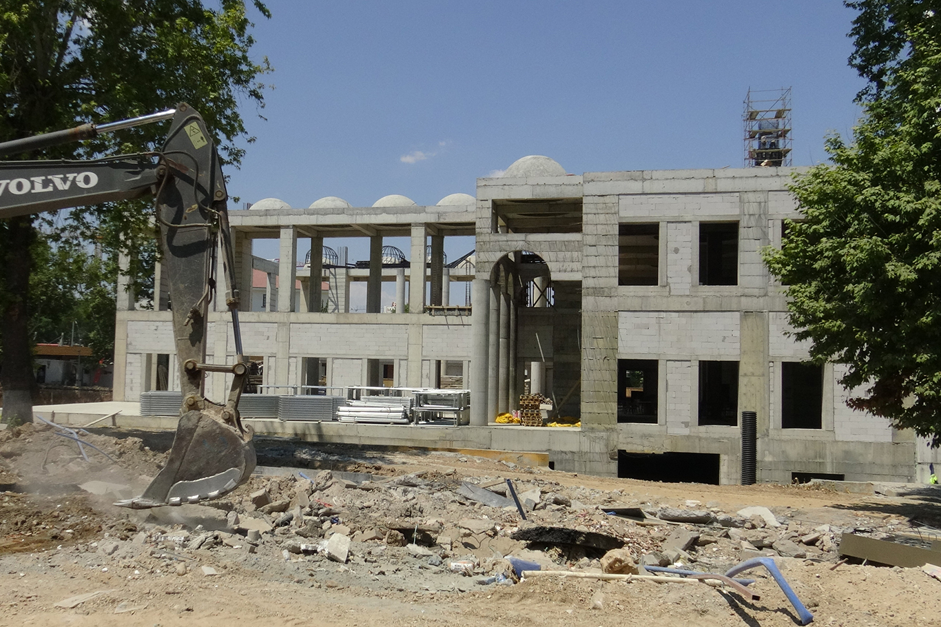 Söğütlü Camii için "kot" uyarısı: Camimiz çukurda kalıyor